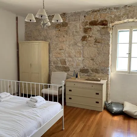 Crna Punta Holiday home Koromacno