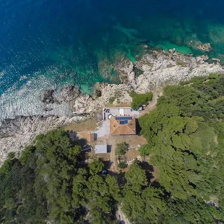 Crna Punta Vikendica Koromacno