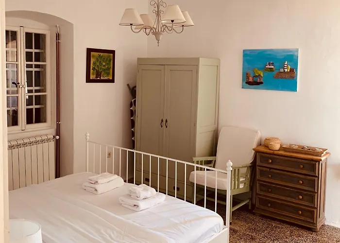 Crna Punta Koromačno