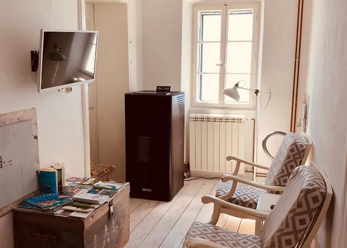 Crna Punta Koromačno