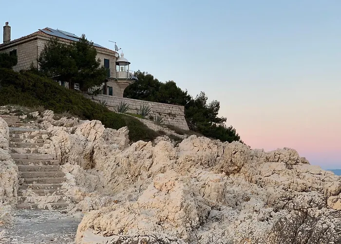 Crna Punta Koromačno